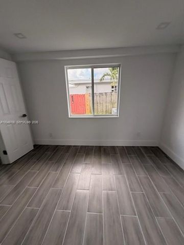 3515-3517 SW 91st Ave, Miami, FL 33165