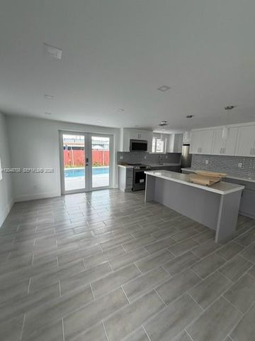 3515-3517 SW 91st Ave, Miami, FL 33165