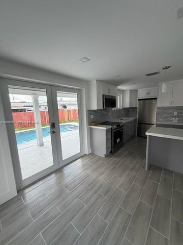 3515-3517 SW 91st Ave, Miami, FL 33165
