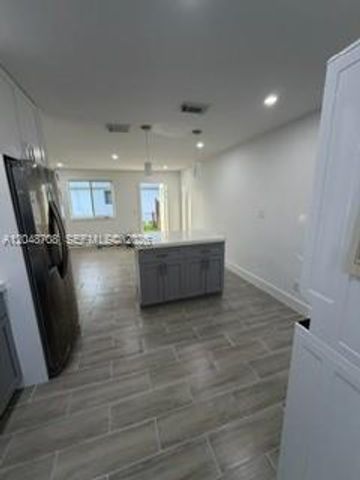 3515-3517 SW 91st Ave, Miami, FL 33165