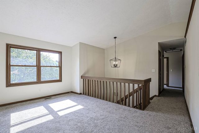 2708 Bradford Drive, Middletown, OH 45044