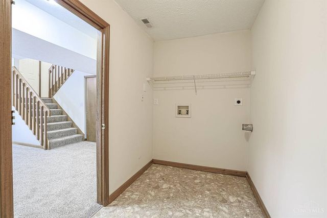 2708 Bradford Drive, Middletown, OH 45044