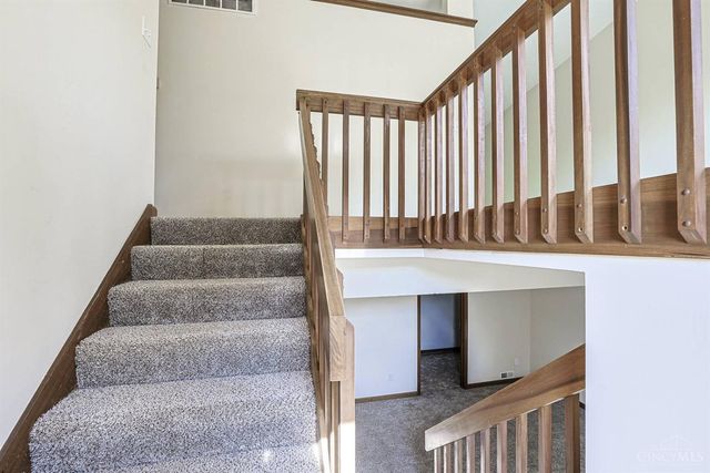 2708 Bradford Drive, Middletown, OH 45044