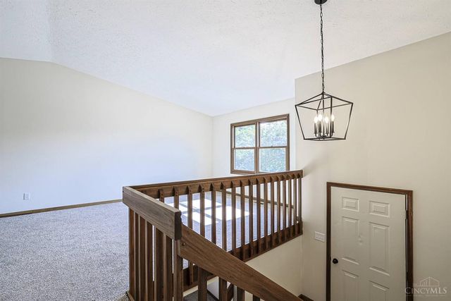 2708 Bradford Drive, Middletown, OH 45044