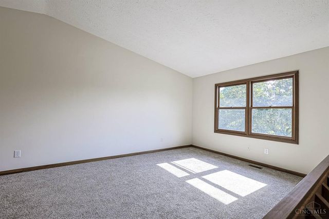 2708 Bradford Drive, Middletown, OH 45044