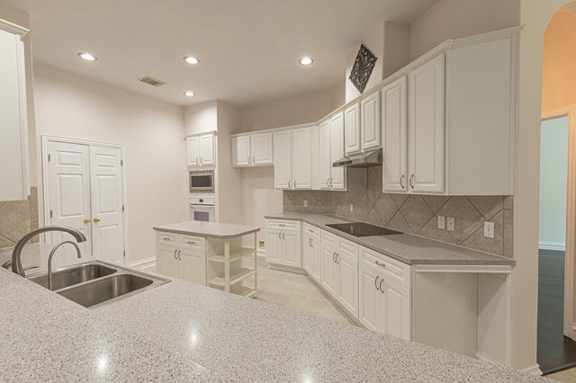 11411 Old Mission Road, Houston, TX 77095