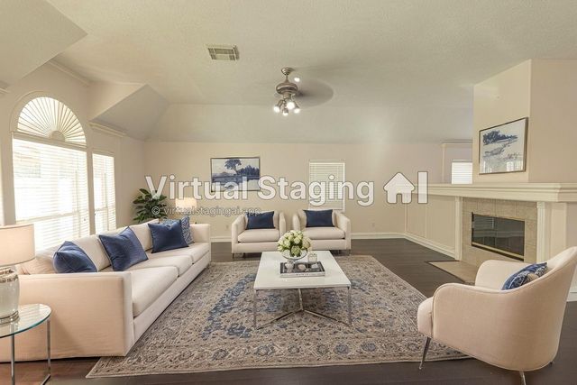 11411 Old Mission Road, Houston, TX 77095