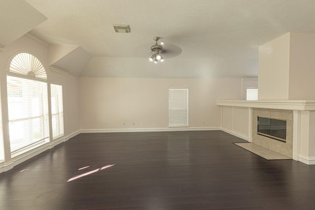 11411 Old Mission Road, Houston, TX 77095