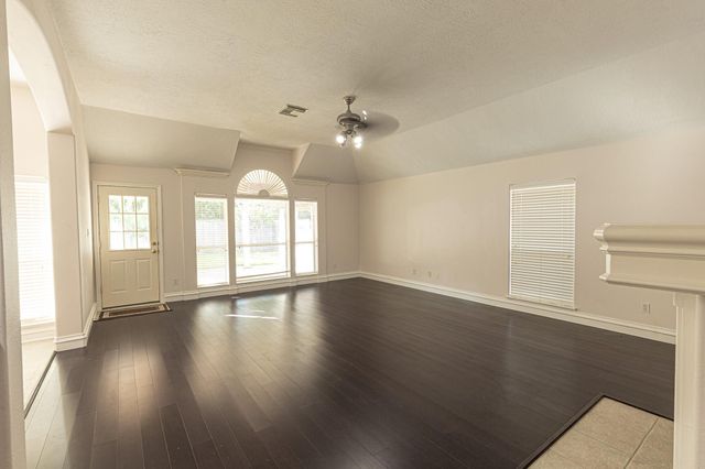 11411 Old Mission Road, Houston, TX 77095