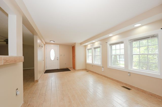 25 Cheryl Drive, Concord, NH 03303