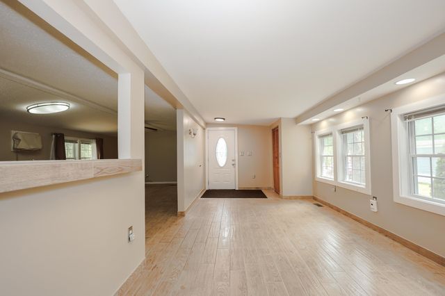 25 Cheryl Drive, Concord, NH 03303