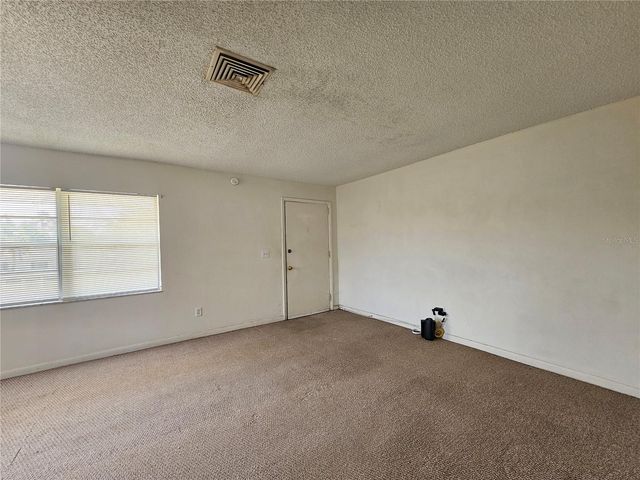 209 NW JEFFERSON CIRCLE N 15, St Petersburg, FL 33702
