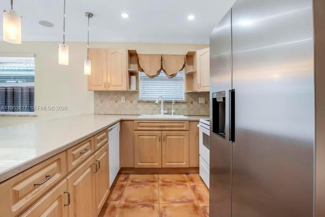 4370 SW 82nd Ave, Miami, FL 33155