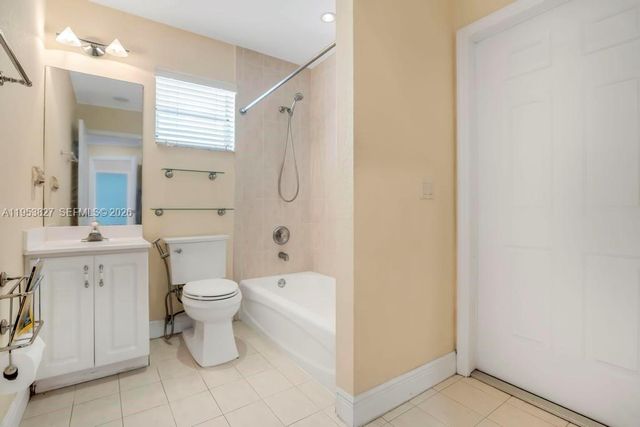 4370 SW 82nd Ave, Miami, FL 33155