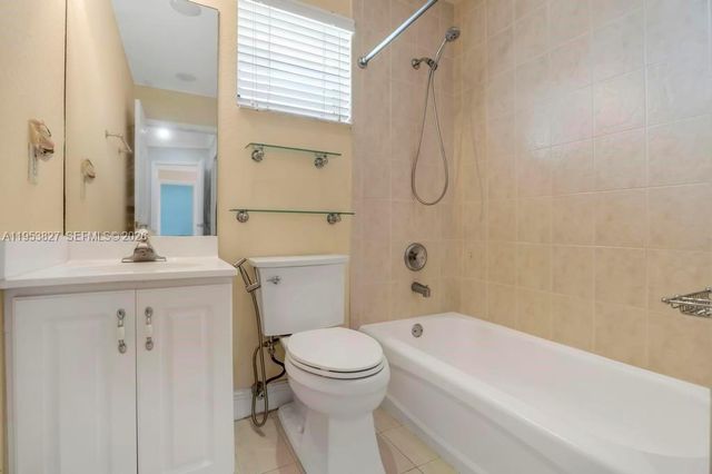 4370 SW 82nd Ave, Miami, FL 33155