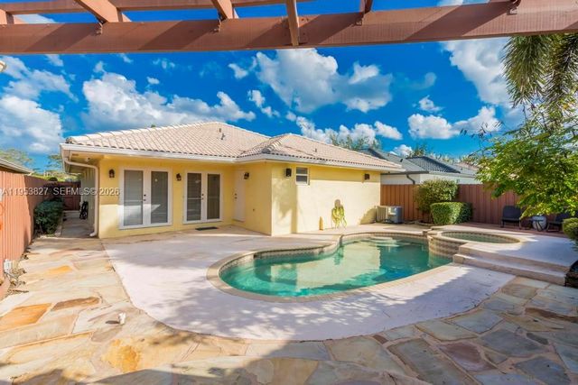 4370 SW 82nd Ave, Miami, FL 33155