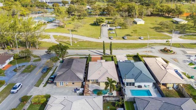 4370 SW 82nd Ave, Miami, FL 33155