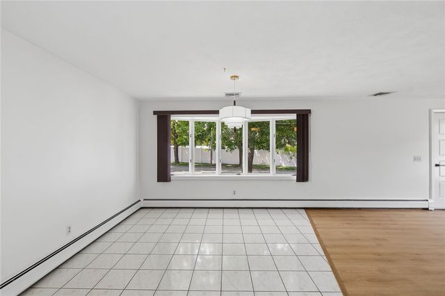 216 Toledo Avenue, Pawtucket, RI 02860