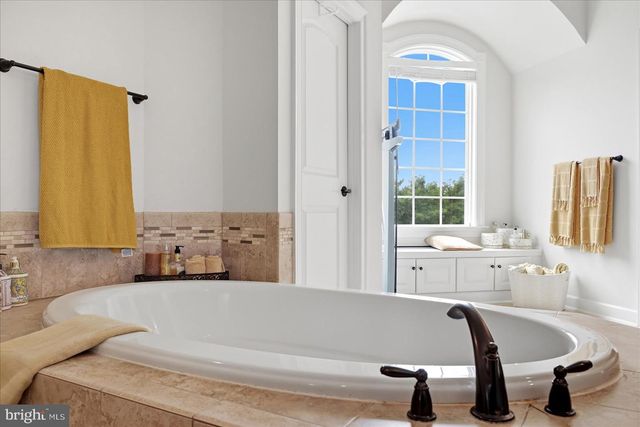 42451 MADTURKEY RUN PL, Chantilly, VA 20152