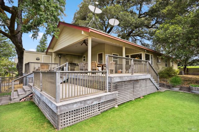 5301 Highway 128, Geyserville, CA 95441