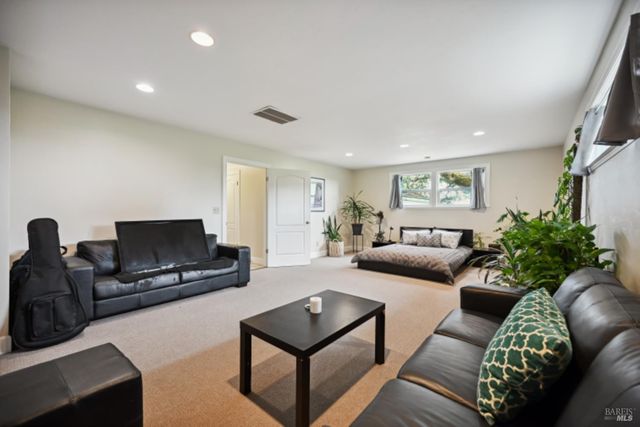 5301 Highway 128, Geyserville, CA 95441