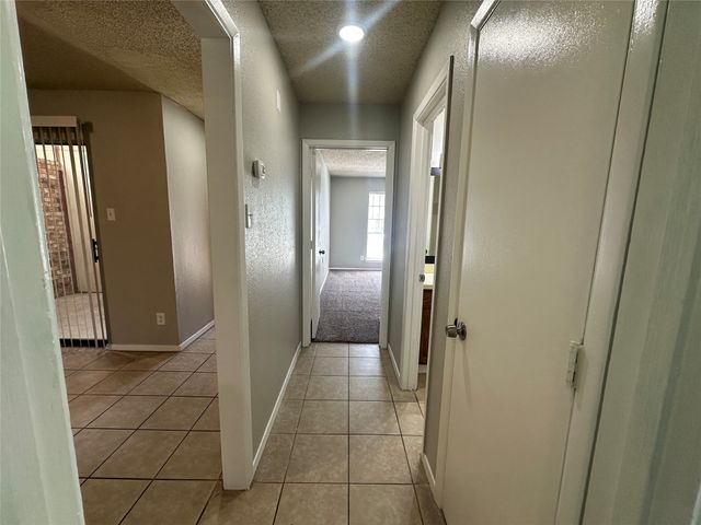 1021 Vera Court, Irving, TX 75060