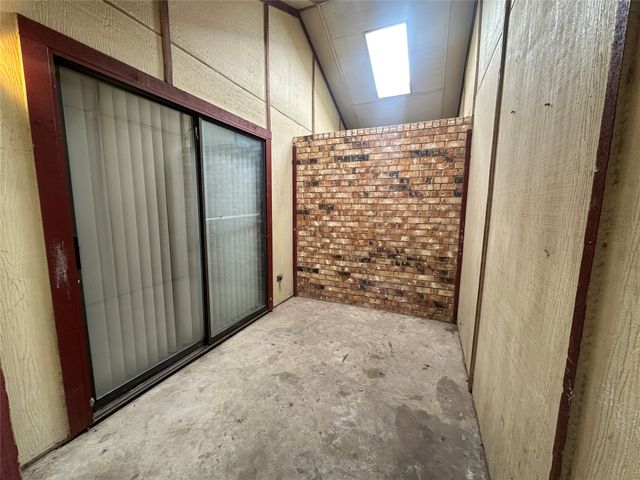 1021 Vera Court, Irving, TX 75060