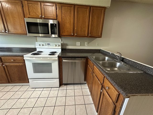 1021 Vera Court, Irving, TX 75060