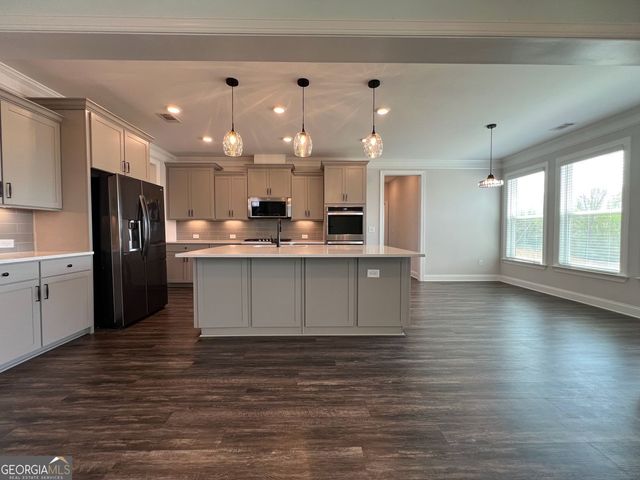 5458 Summer Pine Place, Buford, GA 30518