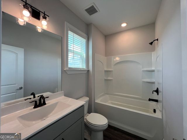 5458 Summer Pine Place, Buford, GA 30518