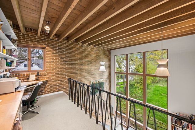 87 Ravinoaks Lane, Highland Park, IL 60035