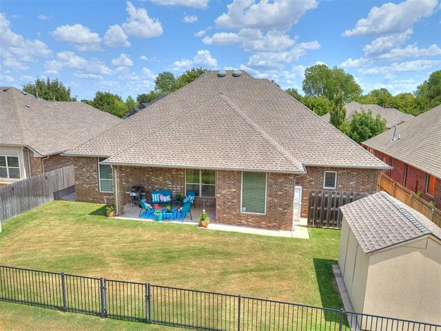 12405 Heathfield Lane, Oklahoma City, OK 73173