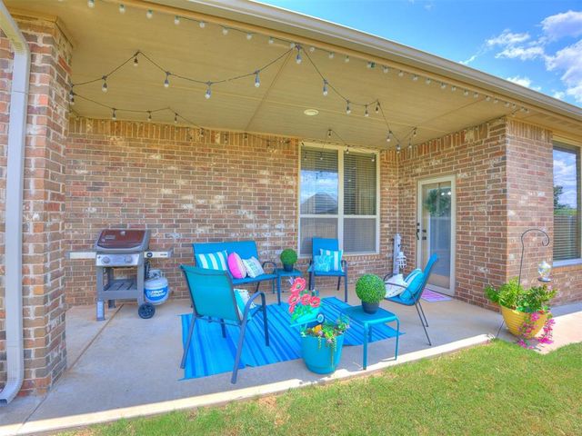 12405 Heathfield Lane, Oklahoma City, OK 73173