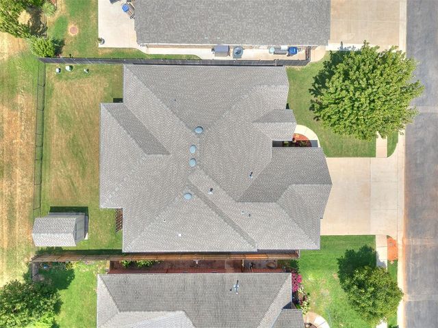 12405 Heathfield Lane, Oklahoma City, OK 73173