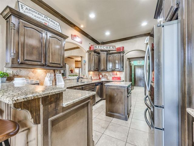12405 Heathfield Lane, Oklahoma City, OK 73173