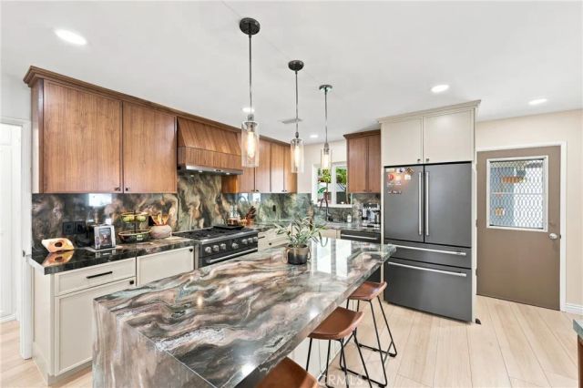 8317 Cheyenne, Downey, CA 90242