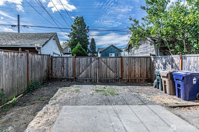 1320 S I Street, Tacoma, WA 98405
