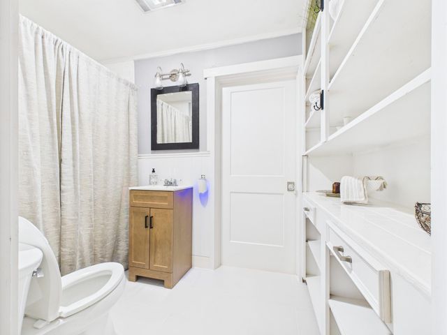 100 E Hill Ranch Lane, New Waverly, TX 77358