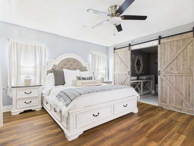 100 E Hill Ranch Lane, New Waverly, TX 77358