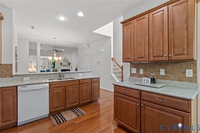 826 Fair Port Cir, Glen Allen, VA 23060