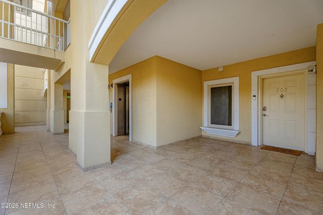 917 1ST Street N 202, Jacksonville Beach, FL 32250