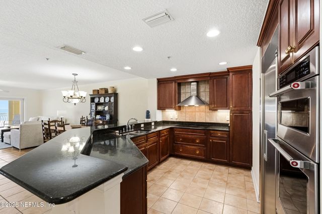 917 1ST Street N 202, Jacksonville Beach, FL 32250