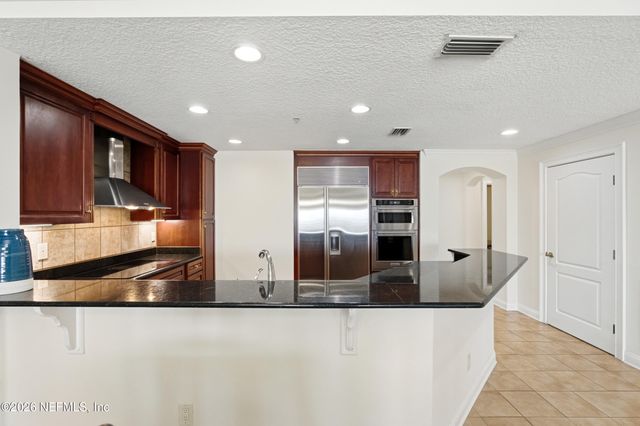 917 1ST Street N 202, Jacksonville Beach, FL 32250