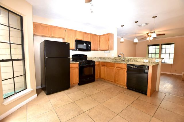 11404 Walnut Ridge DR 14, Austin, TX 78753