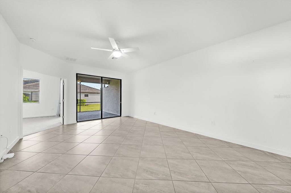 Image 19 of property listing at 15942 CLEAR SKIES PLACE, Bradenton, FL 34211