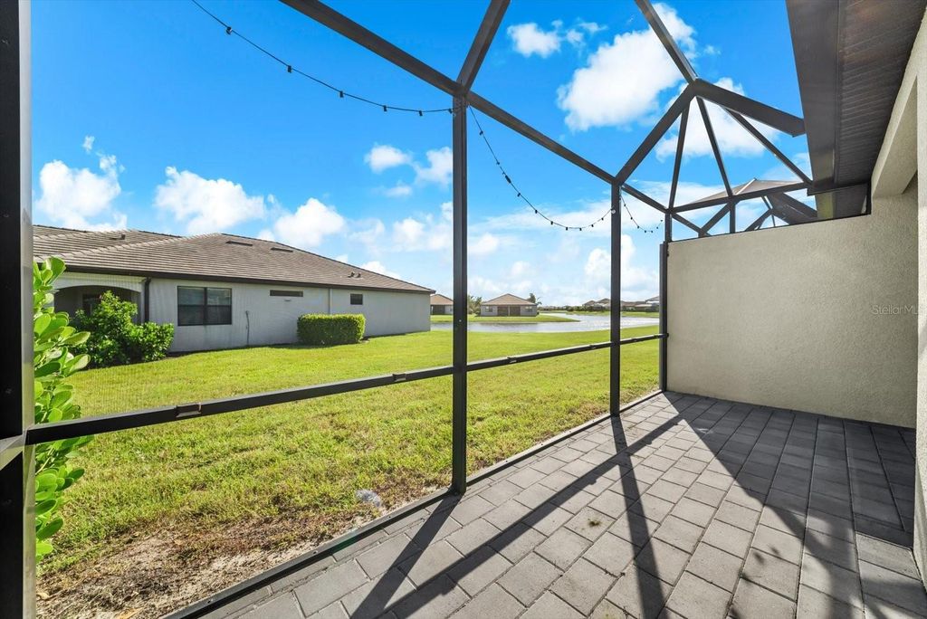 Image 39 of property listing at 15942 CLEAR SKIES PLACE, Bradenton, FL 34211