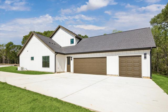 9509 Forest Trace, Plantersville, TX 77363