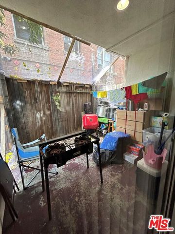 833 S Alvarado Street, Los Angeles, CA 90057