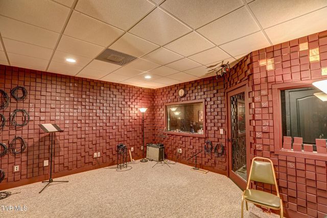 2644 North Highway 81, Jonesborough, TN 37659