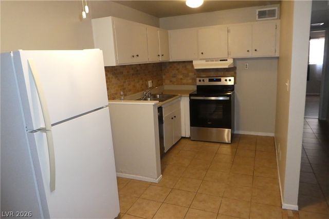 212 Orland Street 30, Las Vegas, NV 89107
